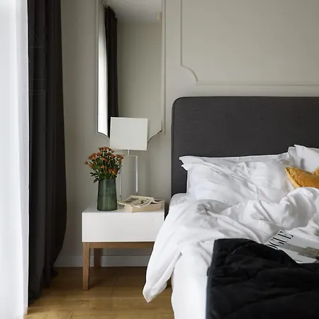 Fragola Rajska 3 - Modern Studios, Park Kraków