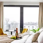 Fragola Rajska 3 - Modern Studios, Park 4* Kraków
