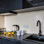 Fragola Rajska 3 - Modern Studios, Park Lägenhetshotell Kraków
