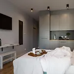 Rajska 3 By Fragola Apartments מלון דירות 4*