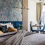 Fragola Rajska 3 - Modern Studios, Park Apart-hotel