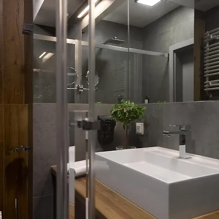 Fragola Rajska 3 - Modern Studios, Park 4* Краков