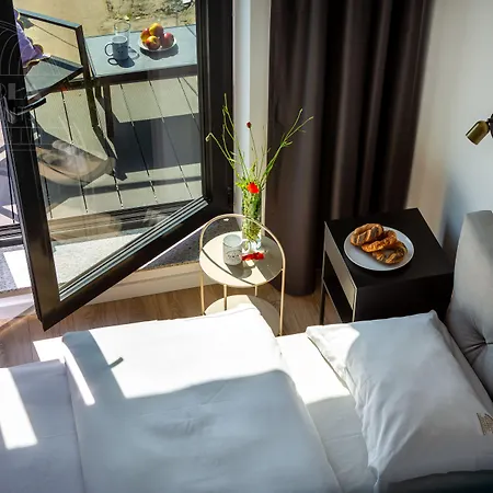 Fragola Rajska 3 - Modern Studios, Park Appart hôtel Cracovie