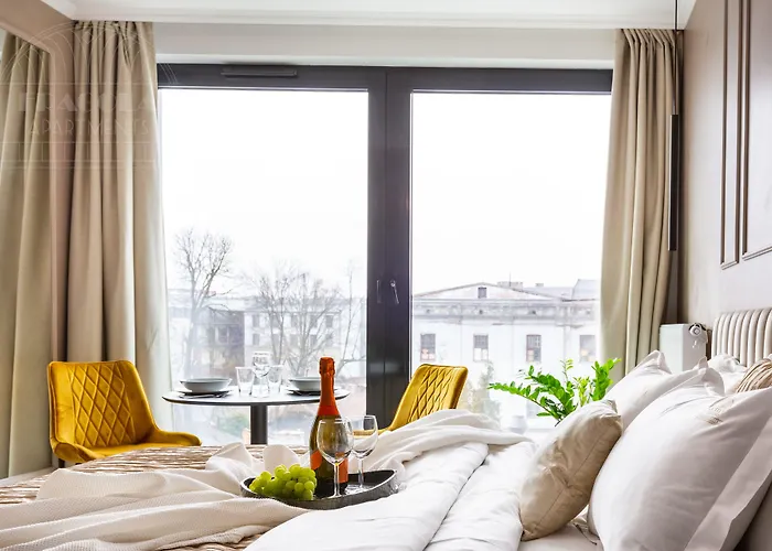 Fragola Rajska 3 - Modern Studios, Park 4*