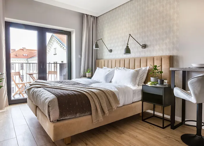 Fragola Rajska 3 - Modern Studios, Park Hotel apartamentowy Kraków